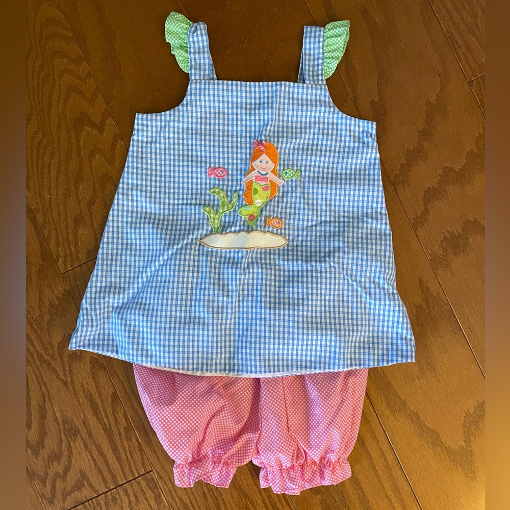 Claire & Charlie mermaid top with bubble shorts, size 24m